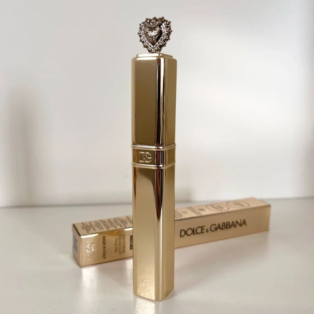 Dolce and Gabbana 36 hour extreme volume lift mascara